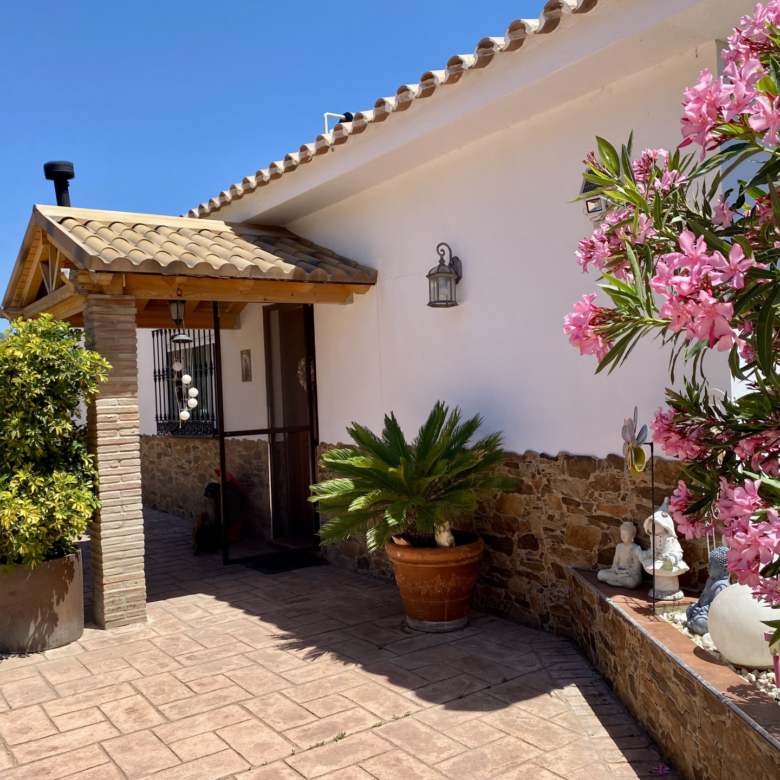 Charming Renovated Country Estate with Private Pool and Fruit Tree Production in El Padrón, Estepona