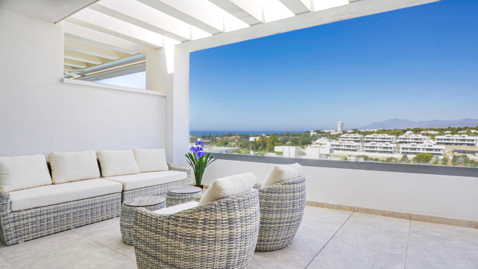 Contemporary penthouse with terrace and solarium both with panoramic views of the Mediterranean Sea in top location