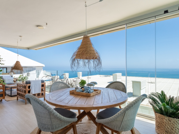 Drei-Zimmer-Wohnung mit Panoramablick auf das Meer in MedOne, El Higuerón