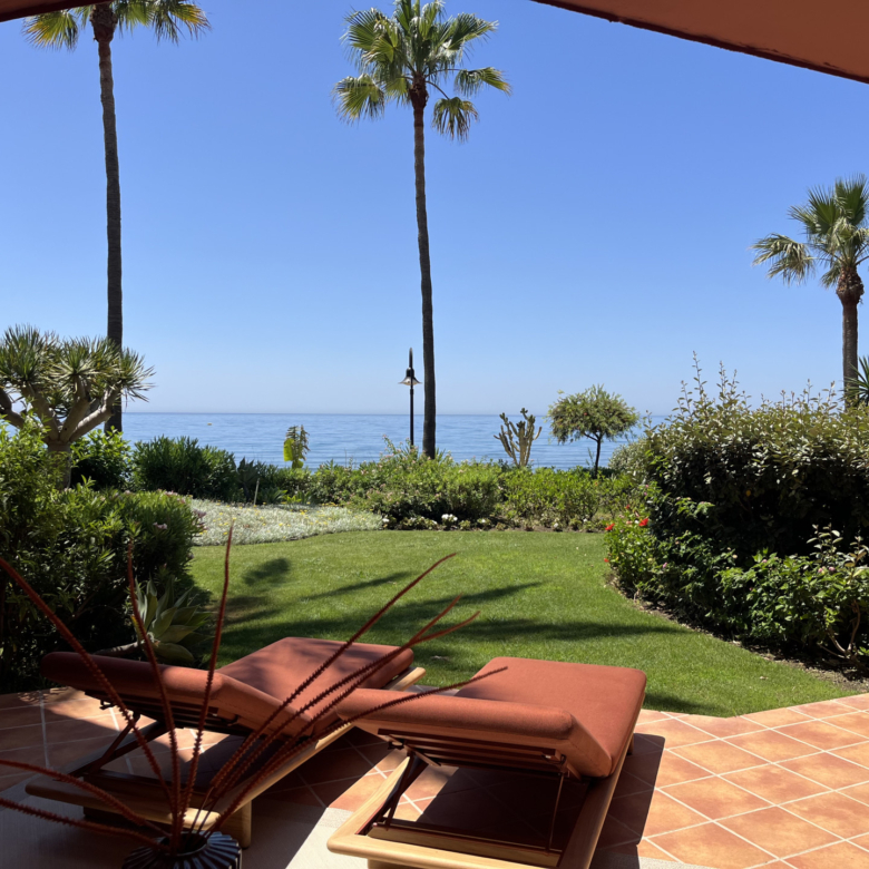 ERDGESCHOSSWOHNUNG - LUXUS - ESTEPONA