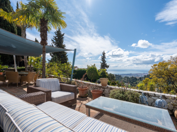 Elegant 4-Bedroom Luxury Villa Walking Distance to Mijas Pueblo