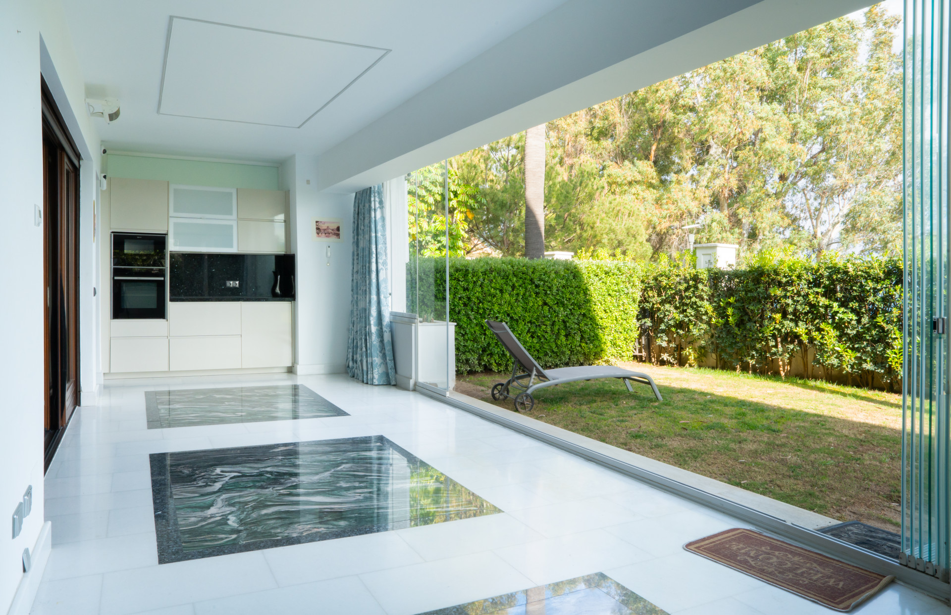 Exclusive-Ground-Floor-Apartment-in-Doncella-Beach-Estepona-6 Exclusive Ground-Floor Apartment in Doncella Beach, Estepona