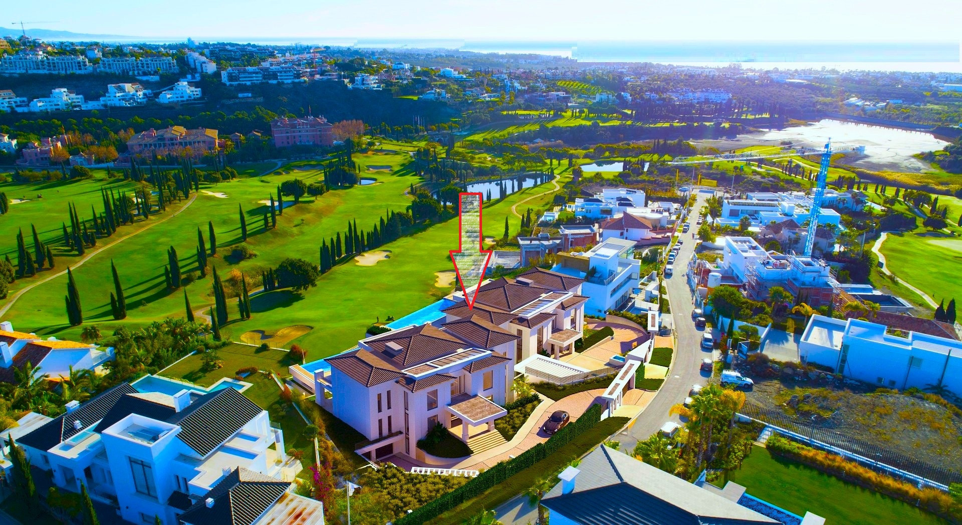 Exclusivo Proyecto de Villa de Lujo con Vistas Panorámicas al Mar en Primera Línea de Golf en Los Flamingos, Benahavís