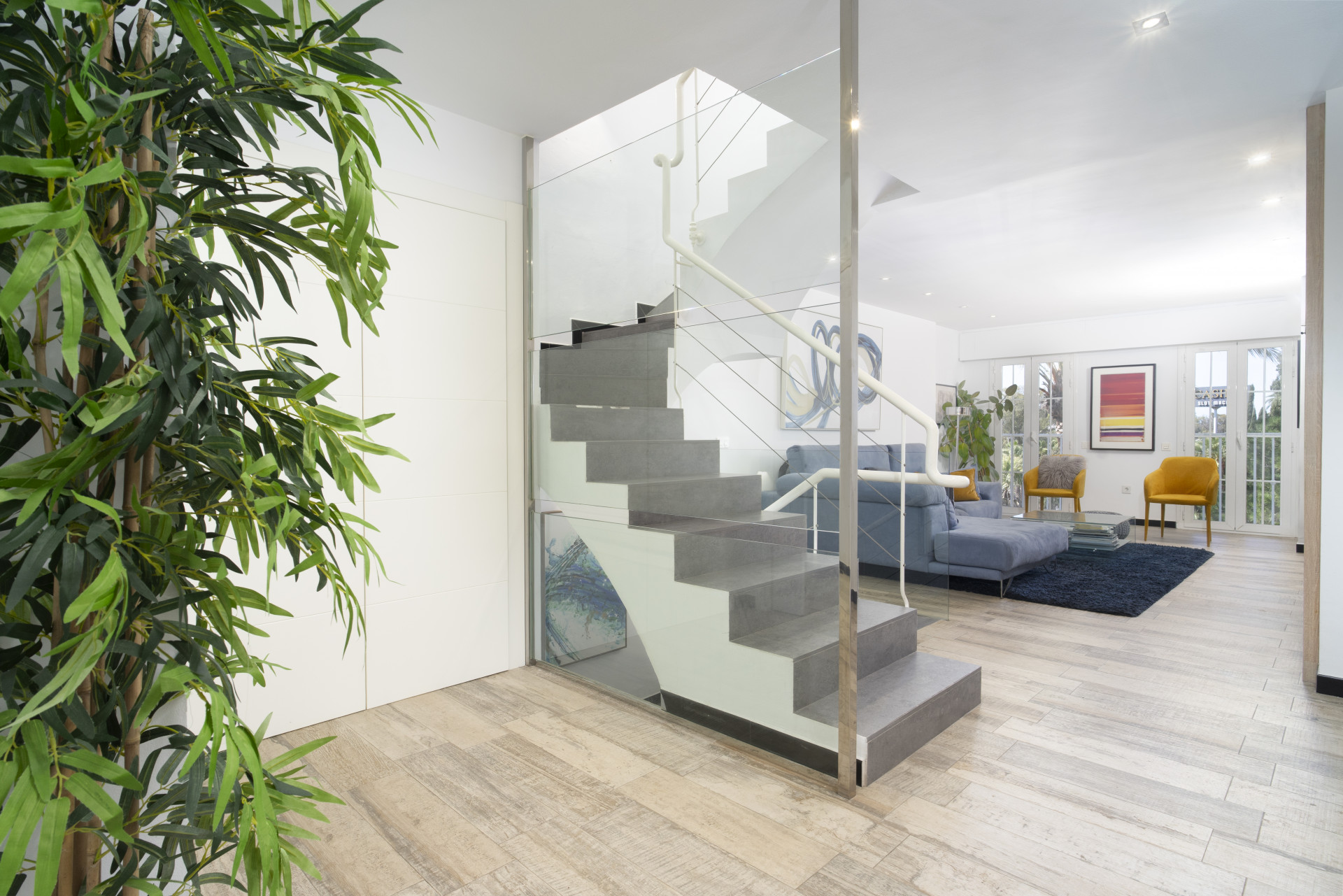 Exklusives-Stadthaus-in-bester-Lage-von-Nueva-Andalucia-2 Exclusive townhouse in Puerto Banus/Nueva Andalucía location