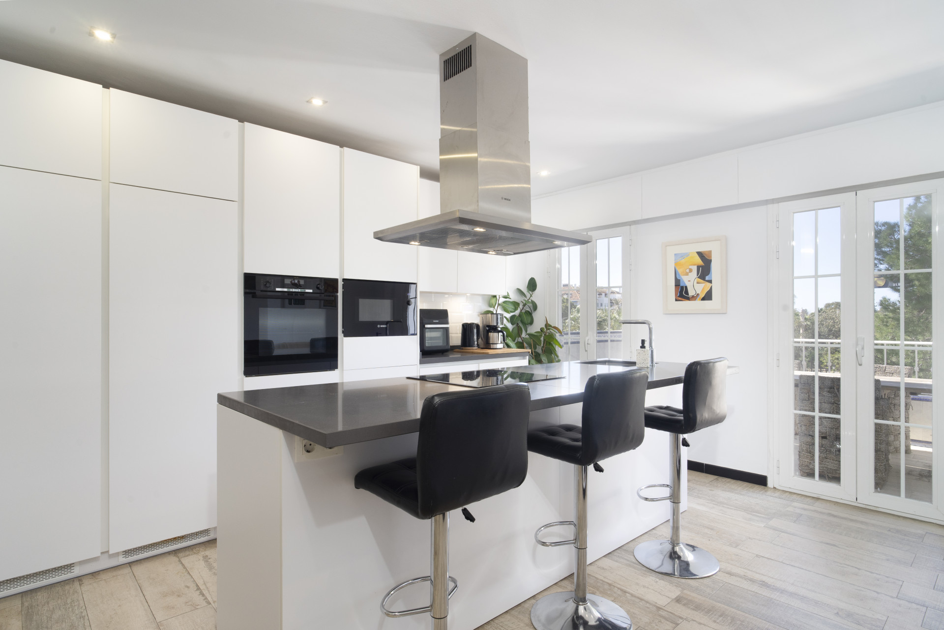 Exklusives-Stadthaus-in-bester-Lage-von-Nueva-Andalucia-3 Exclusive townhouse in Puerto Banus/Nueva Andalucía location