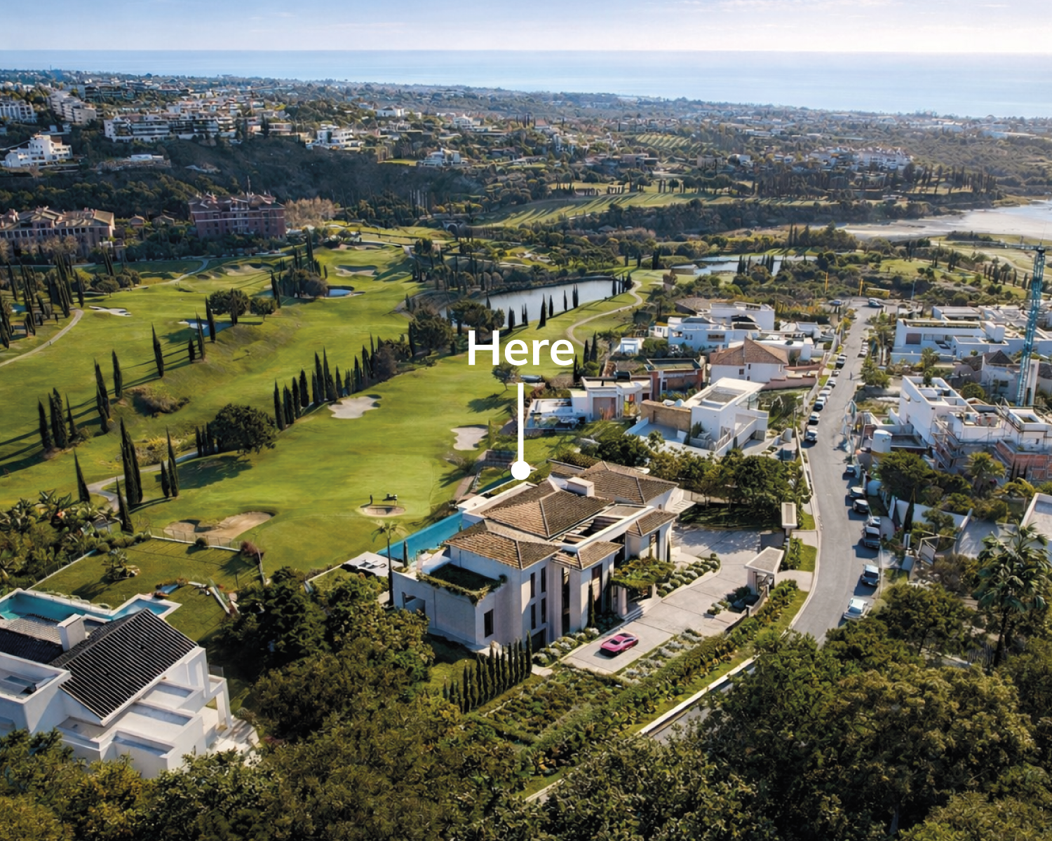 Exklusives Villenprojekt mit Panoramablick auf das Meer in erster Golflinie in Los Flamingos Benahavis