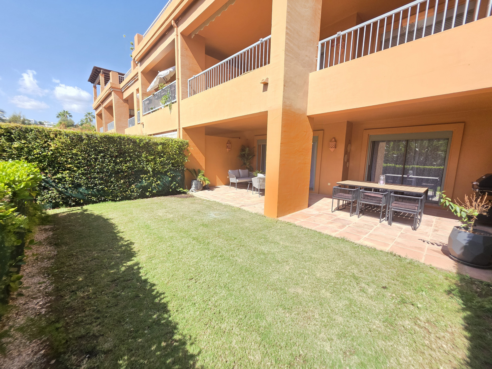 Exquisite Ground Floor Apartment in Benatalaya