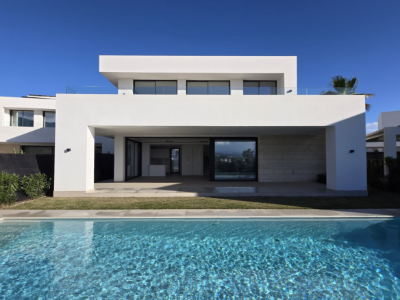 Exquisite Luxusvilla mit vier Schlafzimmern in La Finca de Marbella, Marbella Ost