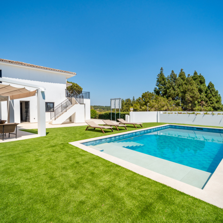 Fully Renovated Luxury Villa ideally located within a short walk to La Cala centre , Beach & Golf
