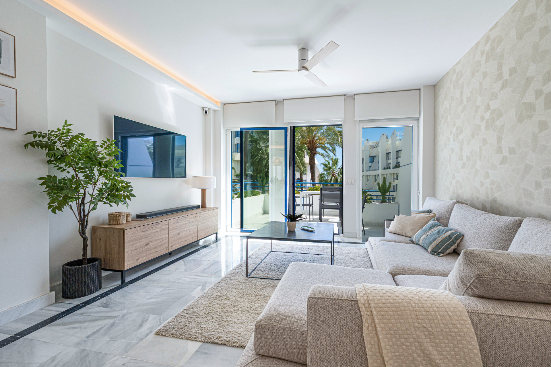 Fully refurbished second line beach duplex in Marbella town center
