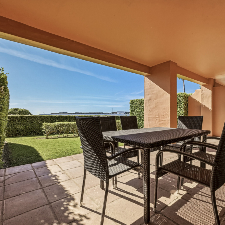 Ground Floor Apartment in Benatalaya – Private Garden, 24H Security & Prime Location