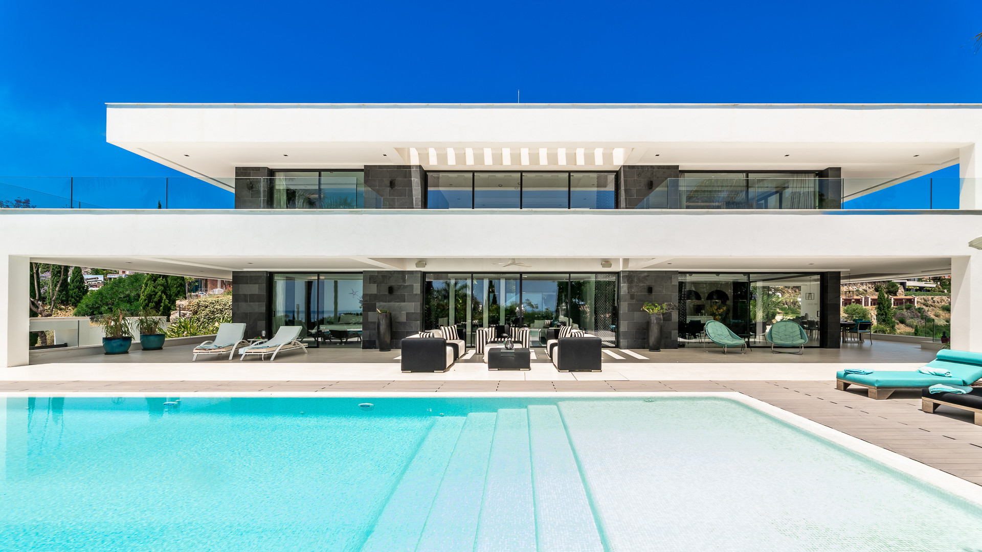 Hjem Designet til Balance, Skønhed og Everyday Luxury Living
