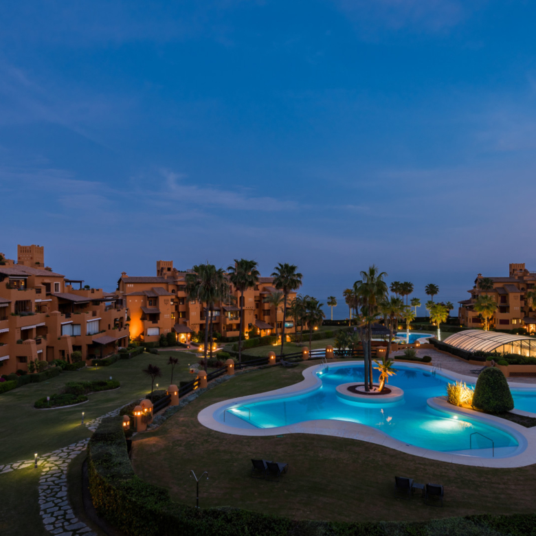 Los Granados del Mar on the New Golden Mile