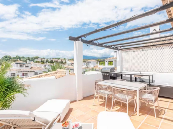 Los Naranjos, Penthouse