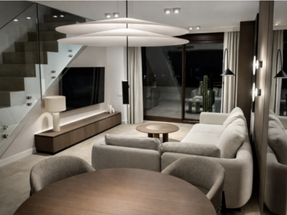Luxury Penthouse With Rooftop Jacuzzi and Panoramic Sea Views