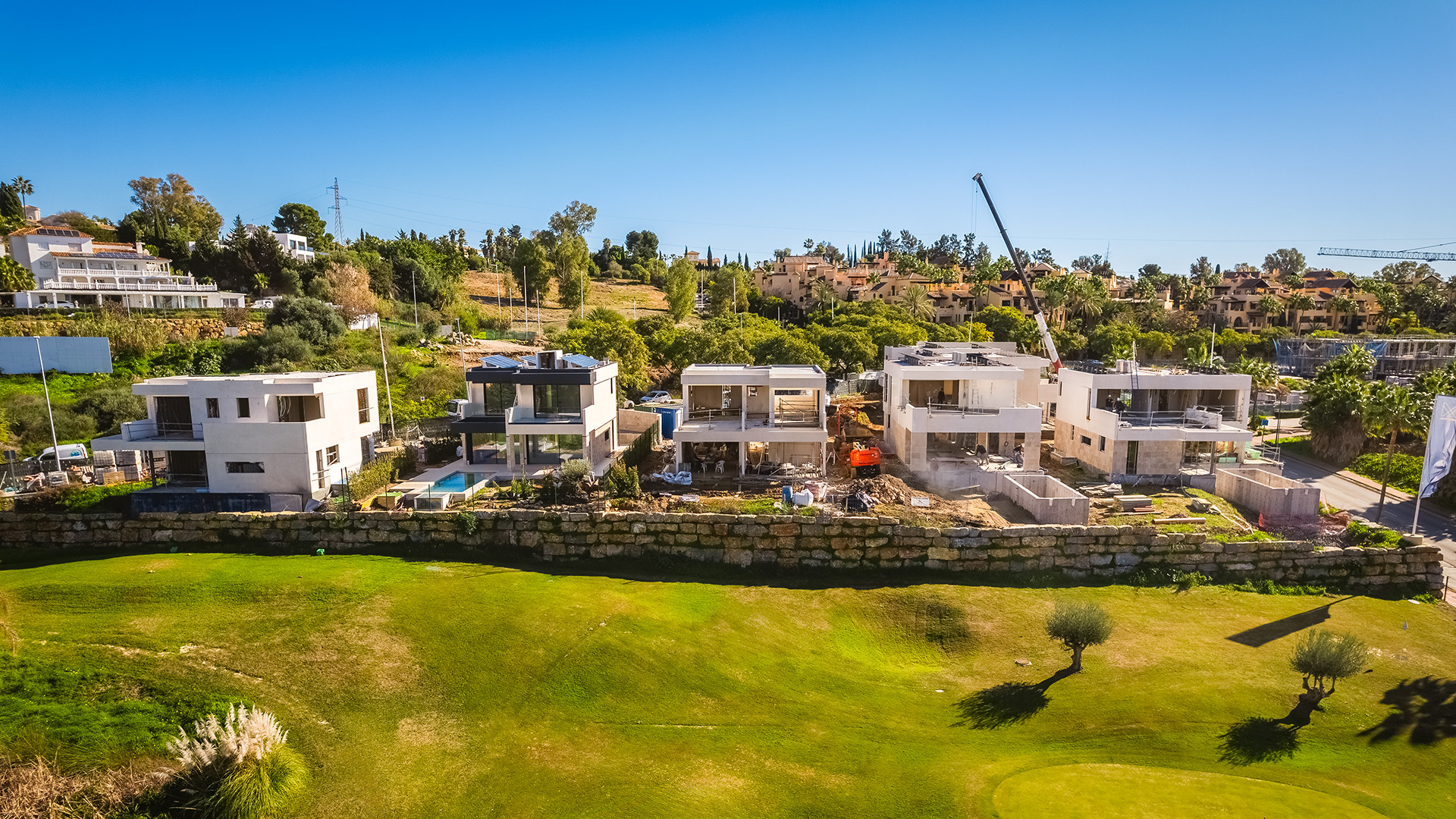 Moderna vila sobre plànol al costat del camp de golf El Campanario, a la Nova Milla d'Or