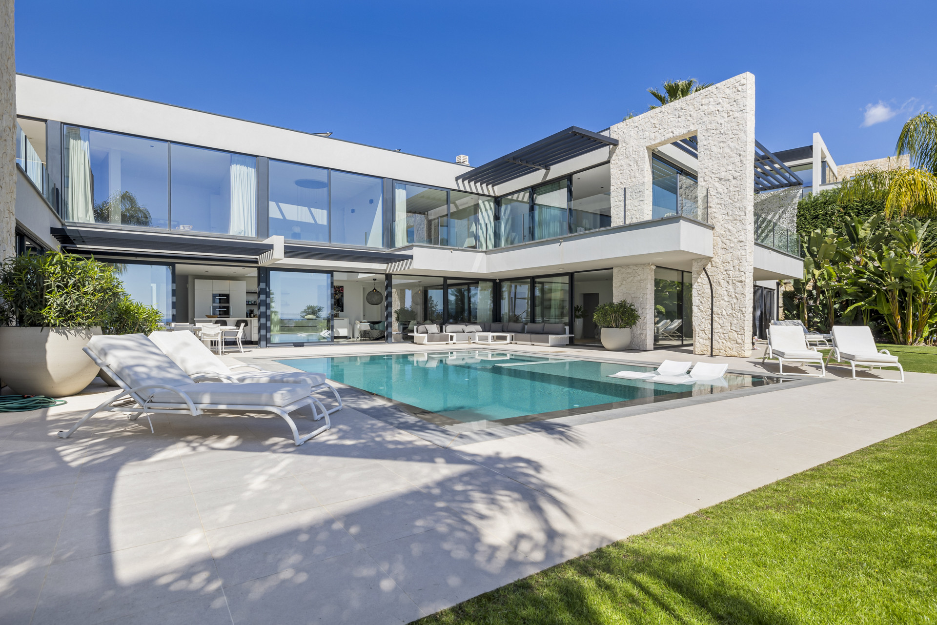 Panoramic Golf amp Sea View Villa in Benahavis