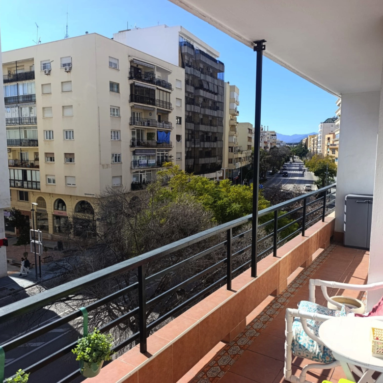 Prime Central Apartment on Avenida Ricardo Soriano