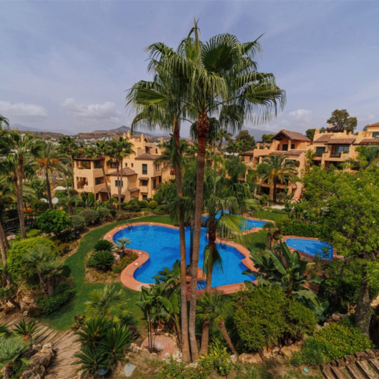 Spacious 3-Bedroom Apartment in Exclusive Gated Urbanisation with 24-Hour Security