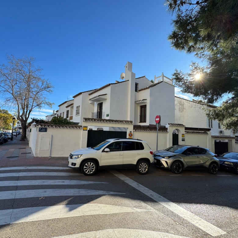 Spectacular Townhouse in Urbanización El Vergel, Marbella Centro