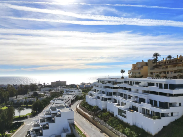 Unrivalled views in a vibrant setting