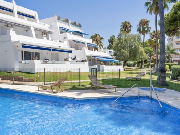 WALKING DISTANCE PUERTO BANUS