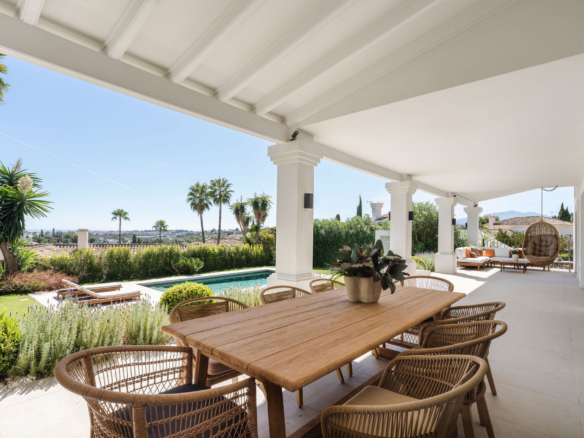 Welcome to Villa Rosalia — Refined Luxury with Stunning Seaviews in Nueva Andalucía, Marbella