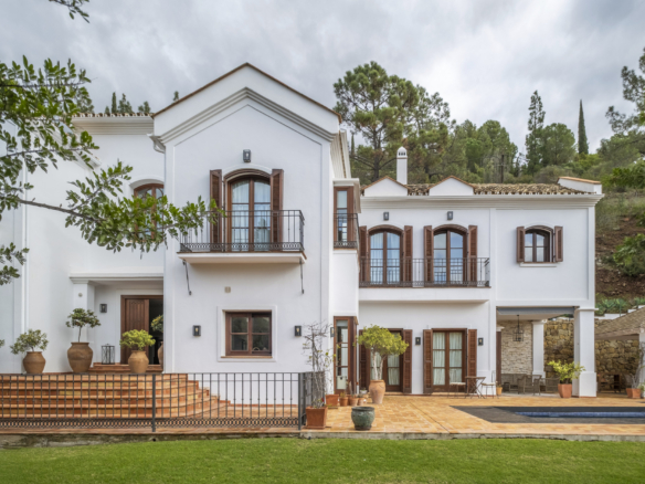 Zeitlose Luxusvilla in El Madroñal