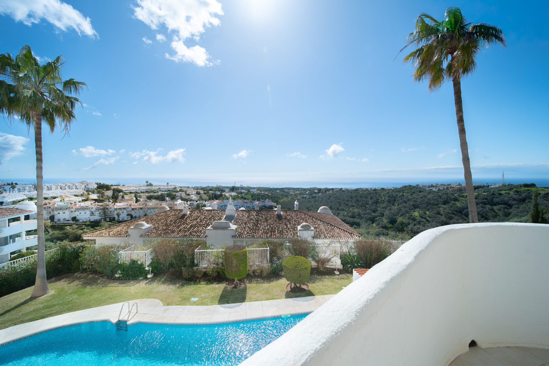 Zwei-Zimmer-Wohnung Panoramablick auf das Meer, Calahonda