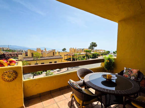 Apartment in der MittelEtage mit Panoramablick in Altos de Princesa Kristina