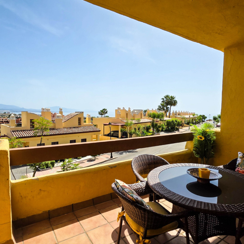Apartment in der MittelEtage mit Panoramablick in Altos de Princesa Kristina