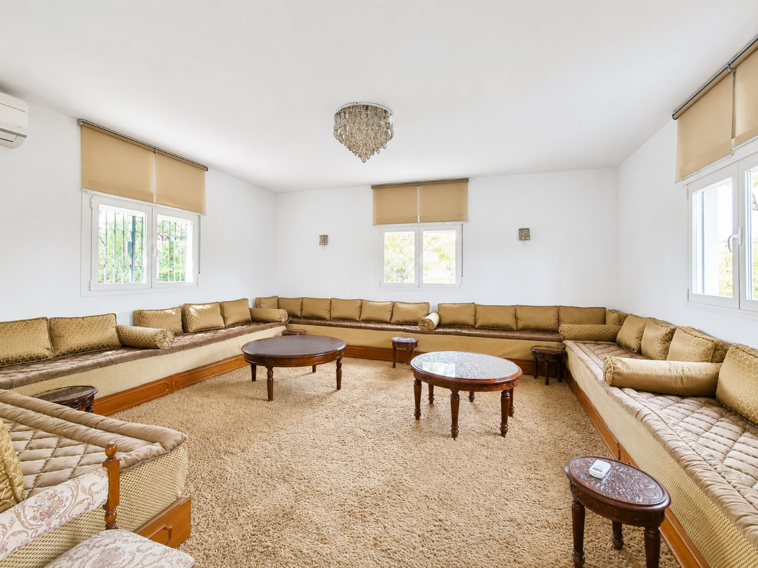 Beautiful Detached Villa in Lower Calahonda – Walking Distance to the Beach