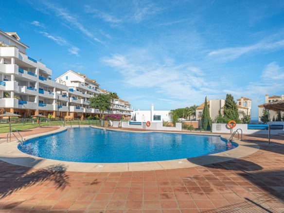 Duplex in Duquesa Suites Panoramic sea views
