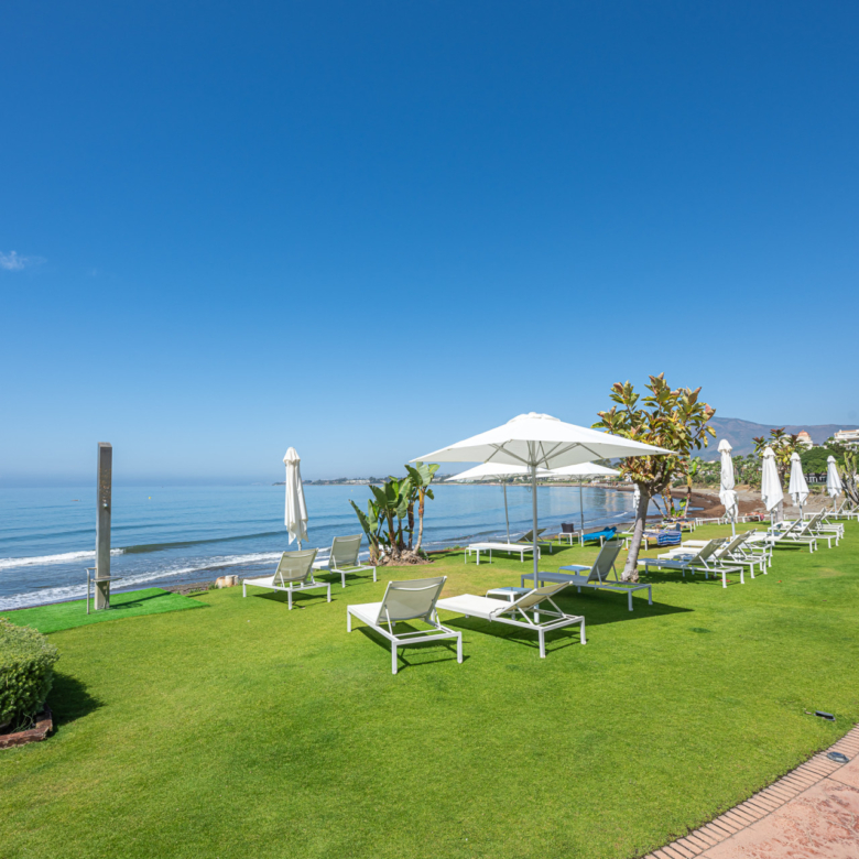 ERSTE REIHE STRAND - CABO BERMEJO - ESTEPONA