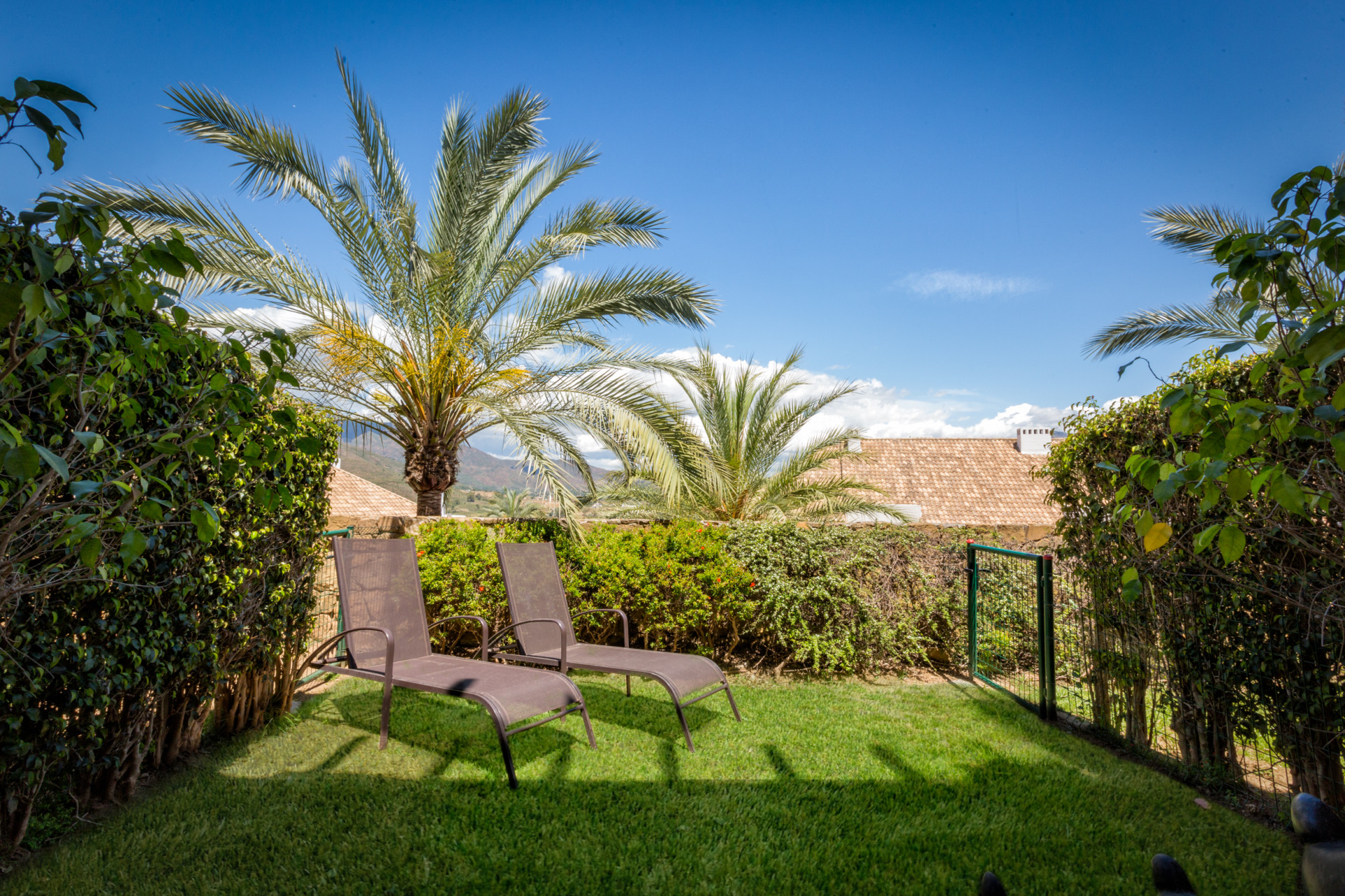 Elegant Townhouse with Golf Views in the Prestigious La Cala Golf, Mijas