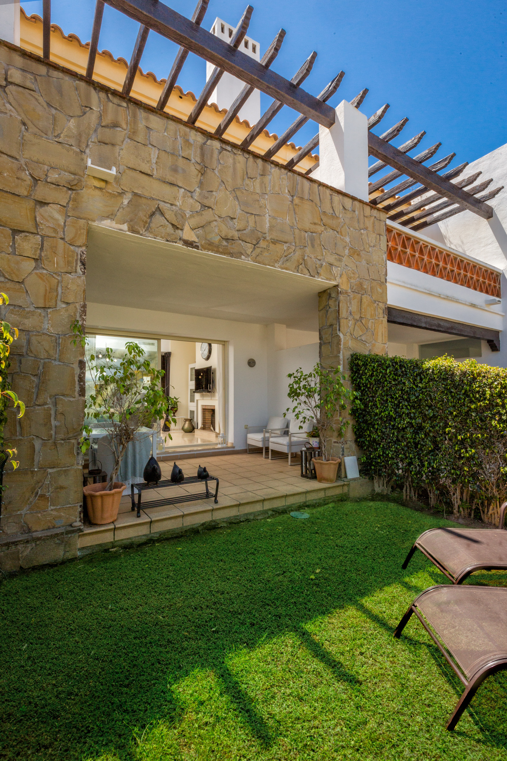 Elegant Townhouse with Golf Views in the Prestigious La Cala Golf, Mijas