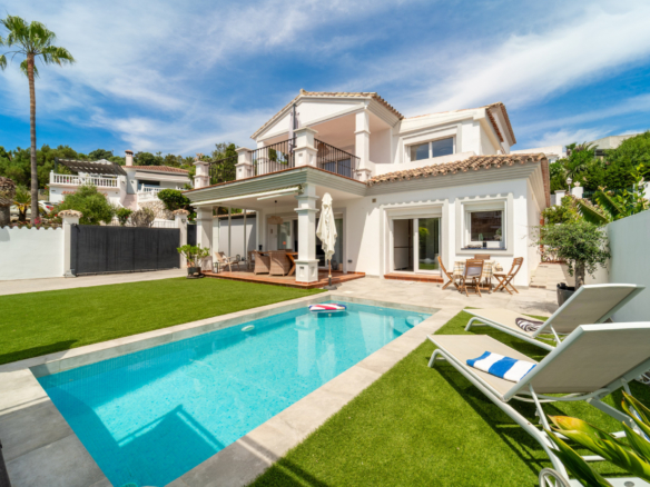 FAMILIE VILLA MIT PRIVATE POOL IN MIJAS COSTA