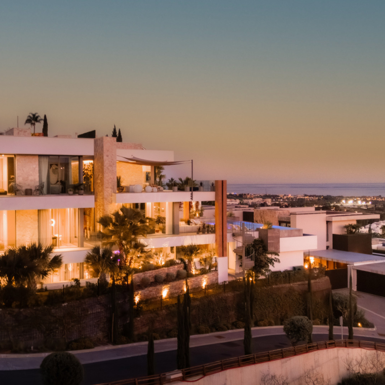 Introducing The Hills 10, perched on the hills of La Quinta within the exclusive gated community of El Herrojo Alto.