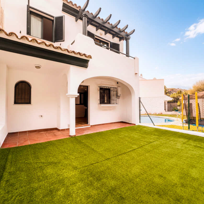 Magnificent Townhouse with Garden