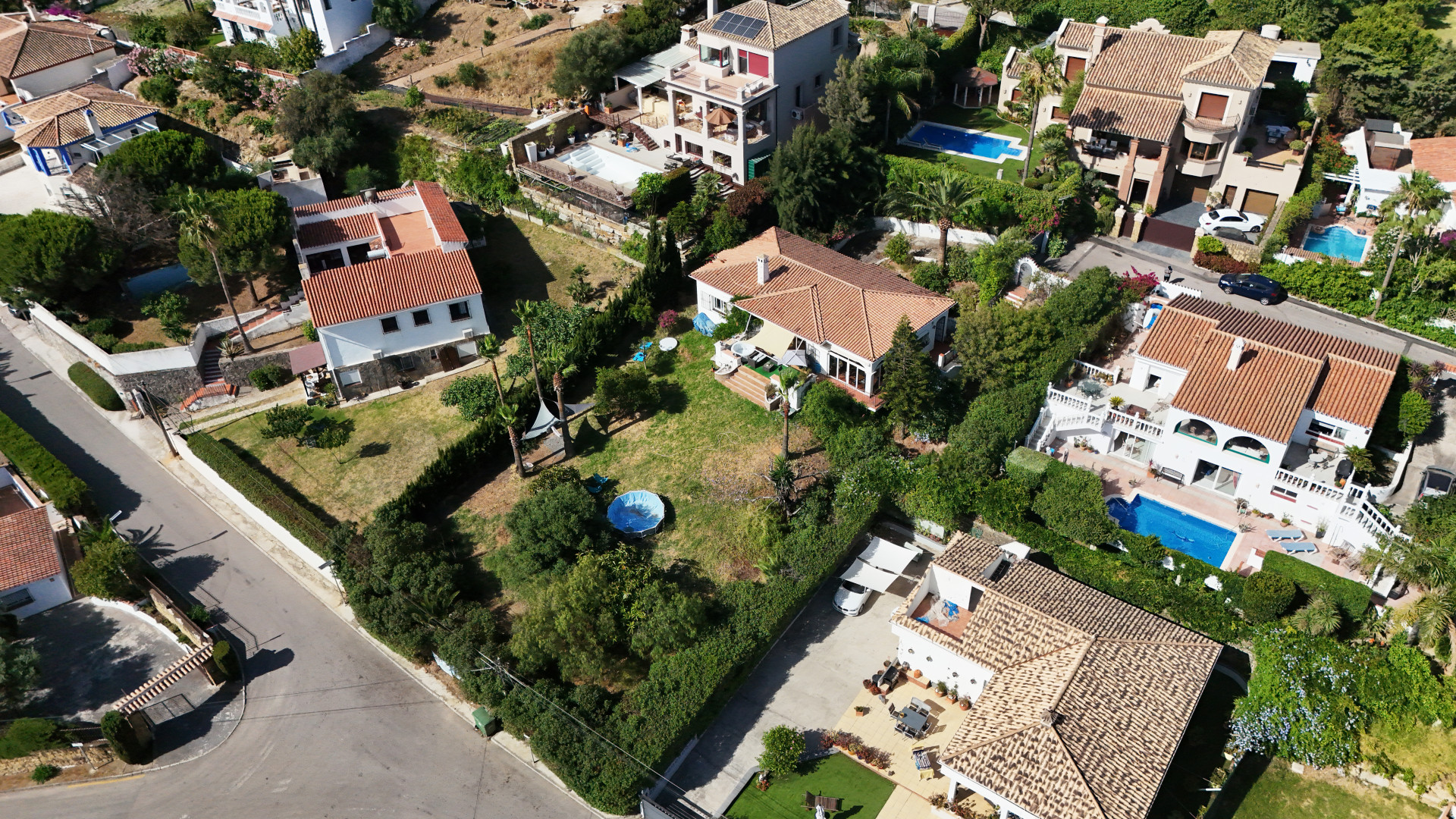 Mediterranean elegance: premium new-build villa in a prime location in the Estepona West area -