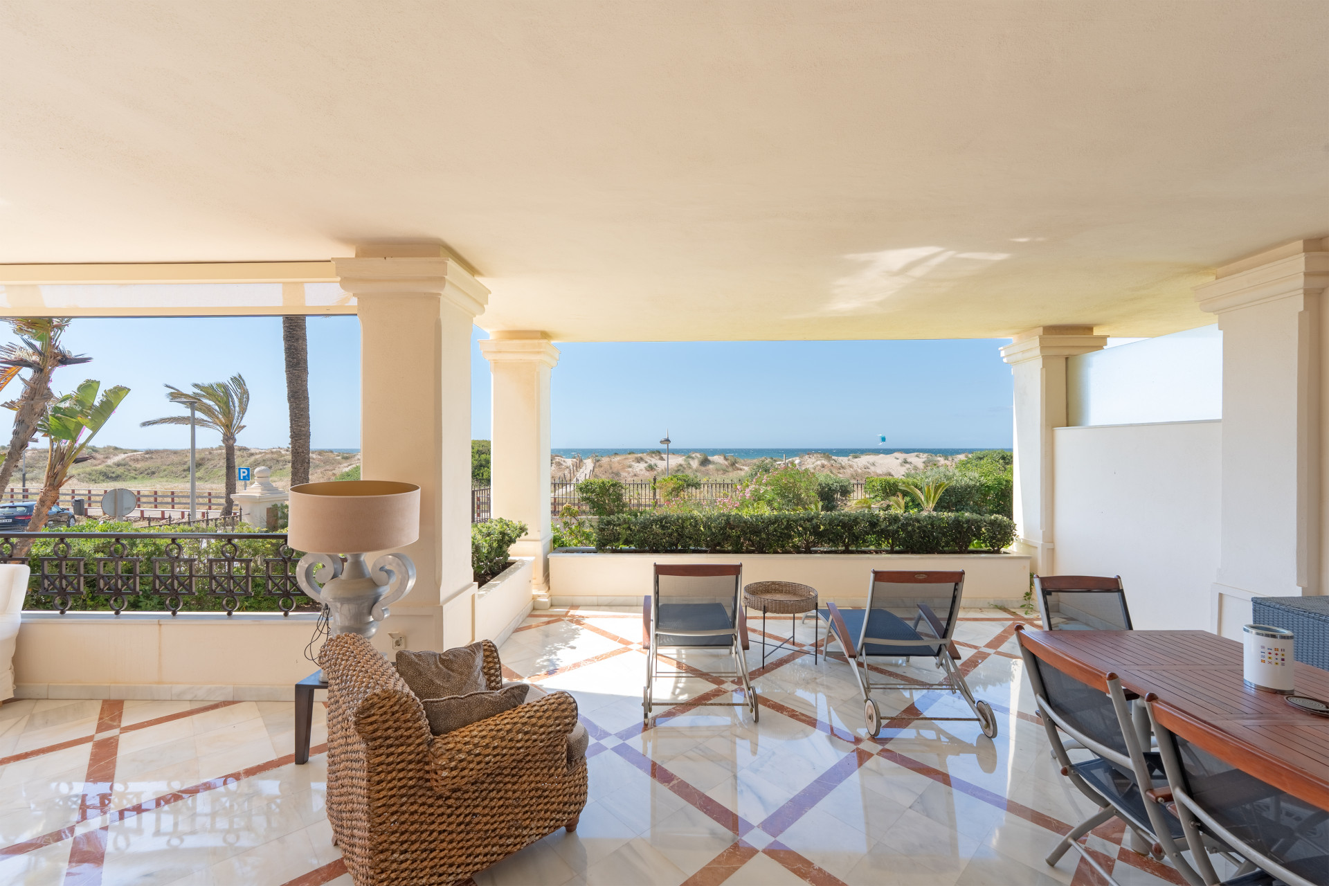 Monteros Playa - frontline beach luxury apartment