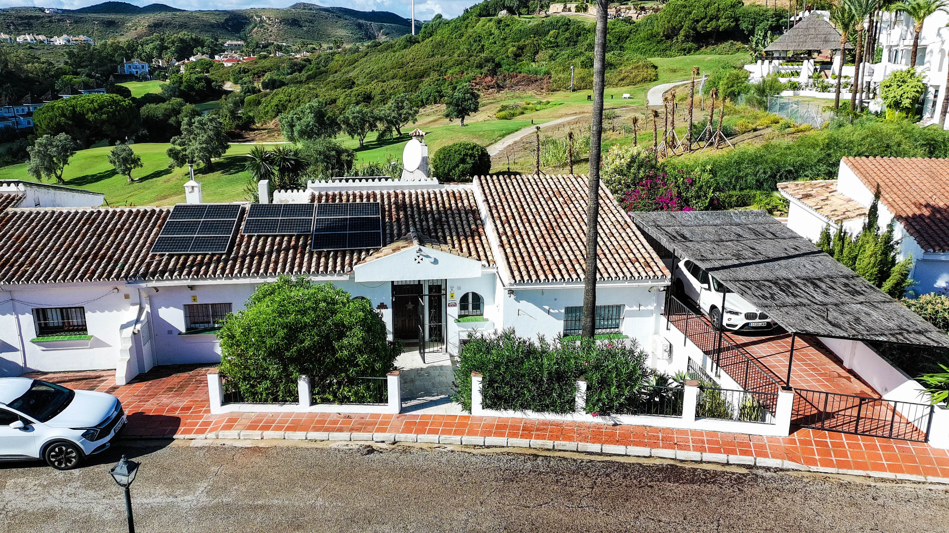 Solarbetriebene Sonne – wo nachhaltiges Wohnen auf den Stil der Costa del Sol trifft