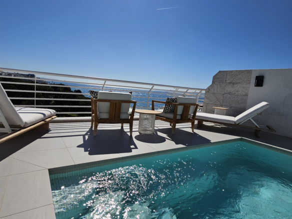 Stunning Duplex Penthouse with Private Pool – Marina Mariola, Marbella