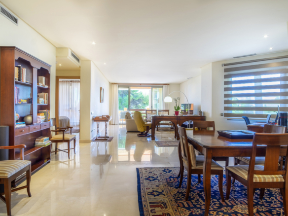 Superb 2 Bedroom Apartment in Mansion Club