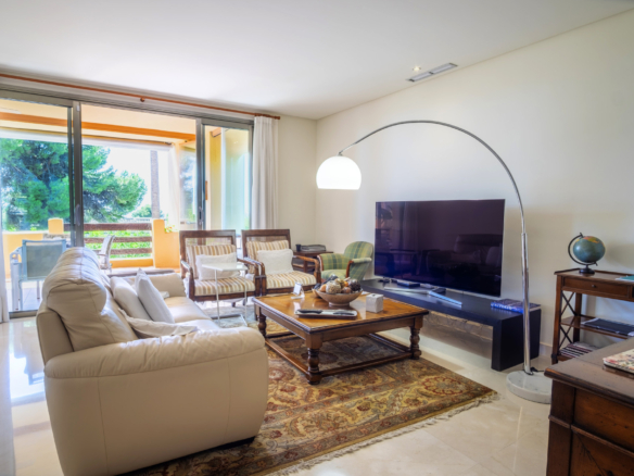Superb 2 Bedroom Apartment in Mansion Club