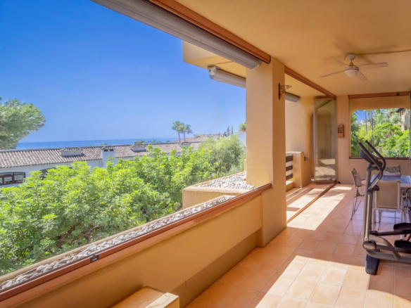 Superb 2 Bedroom Apartment in Mansion Club