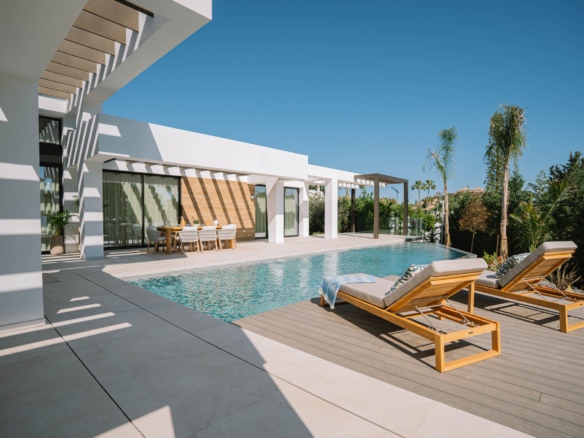 Three unique villas built on one level
