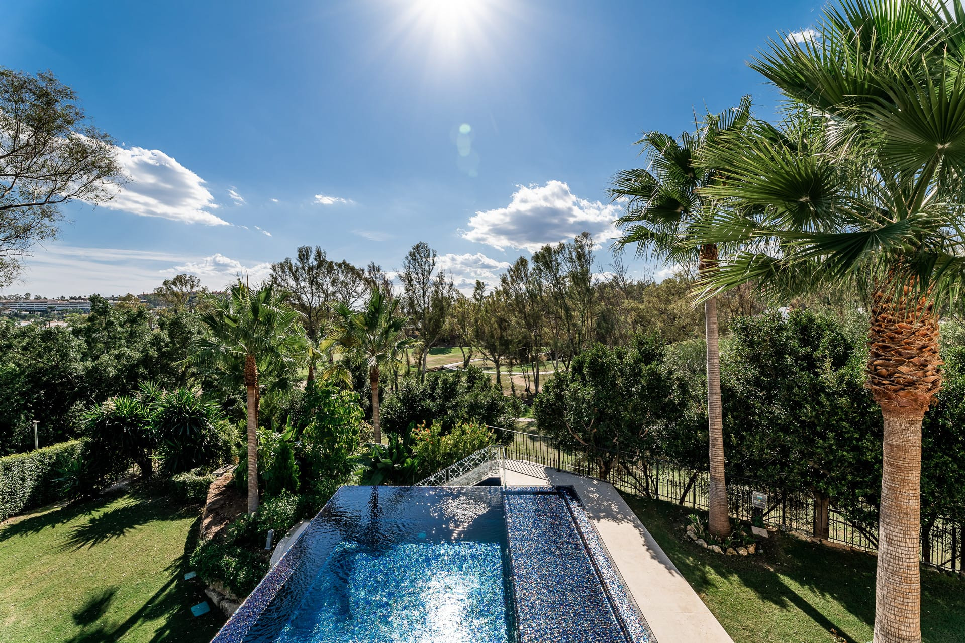 Villa Maria – An Extraordinary Frontline Golf Estate