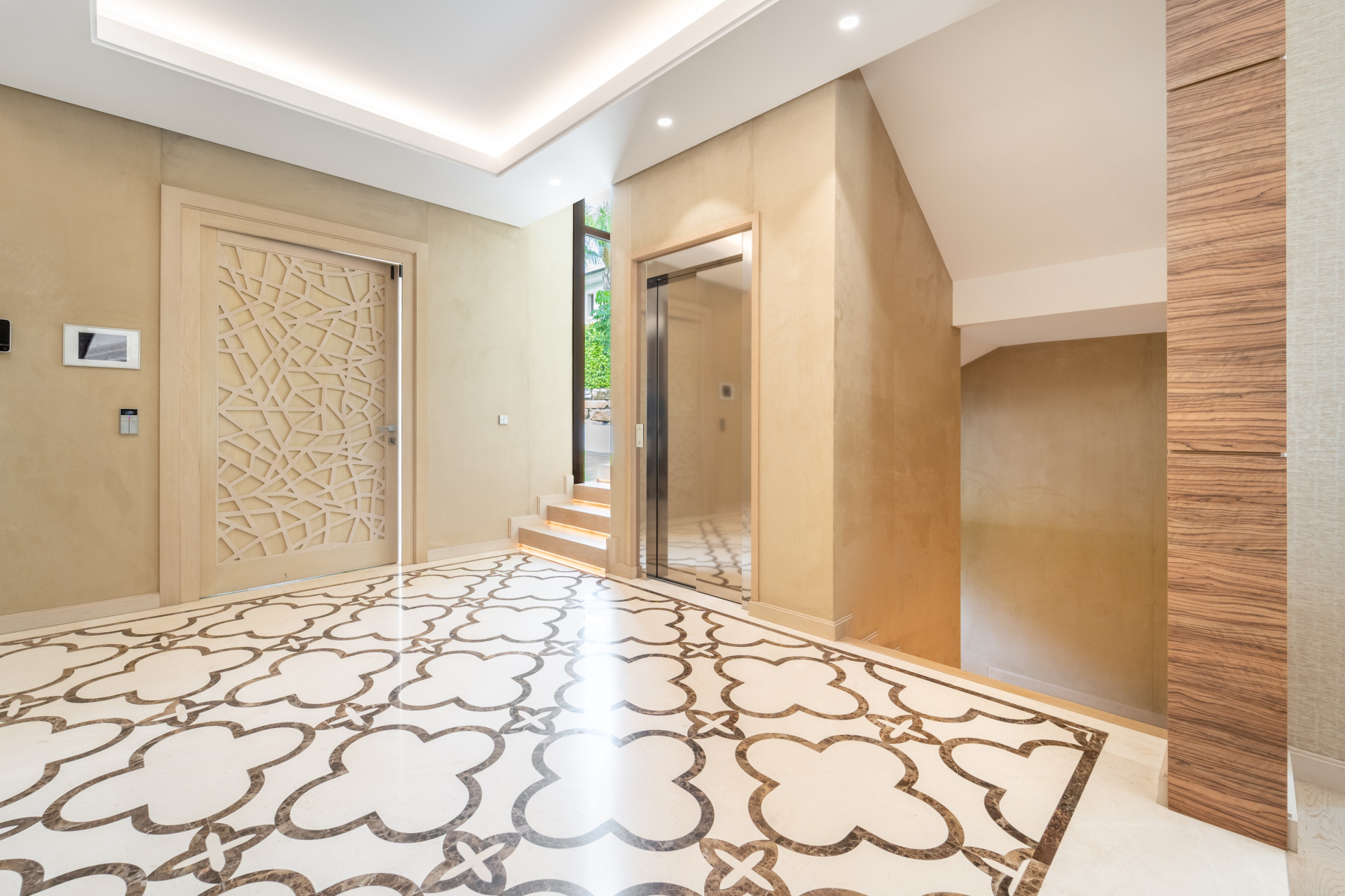 Villa Maria – An Extraordinary Frontline Golf Estate