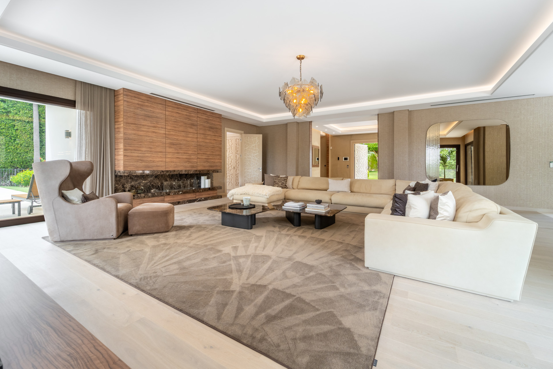 Villa Maria – An Extraordinary Frontline Golf Estate